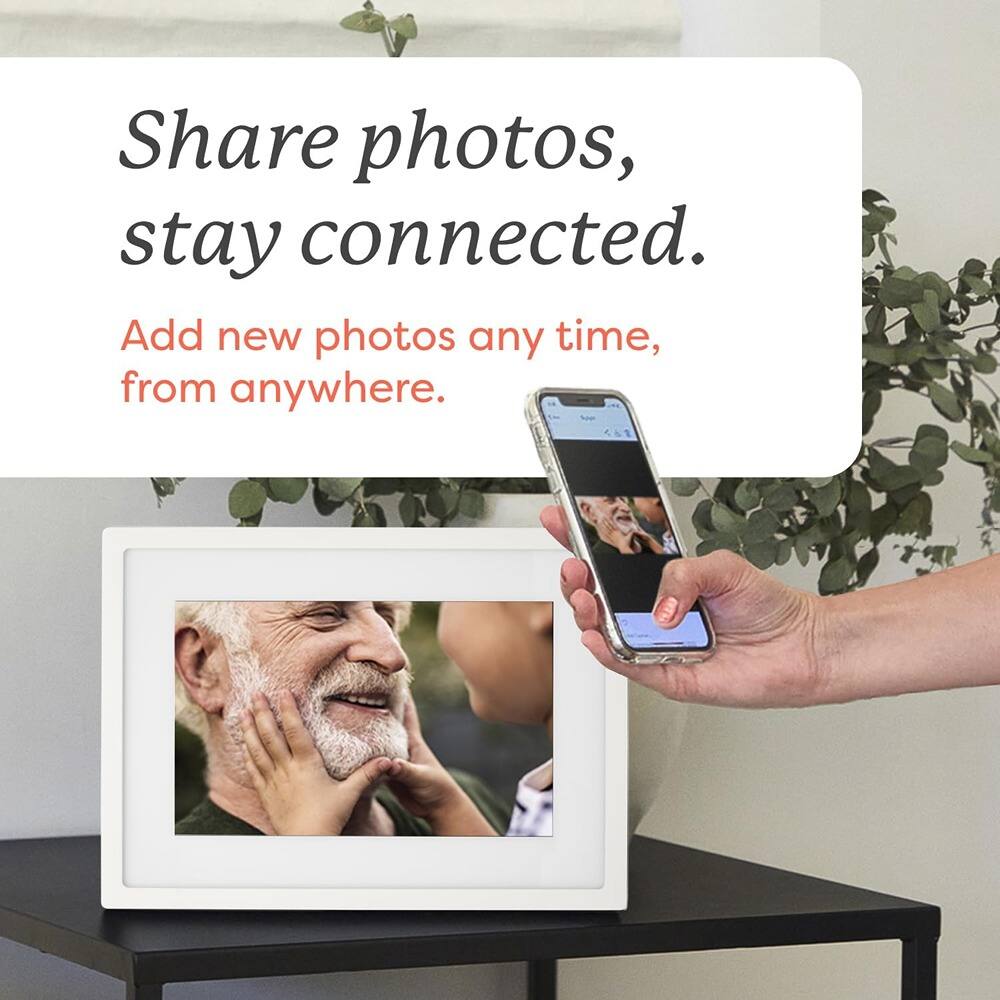 Share photos, stay connected.  
Add new photos any time, from anywhere.