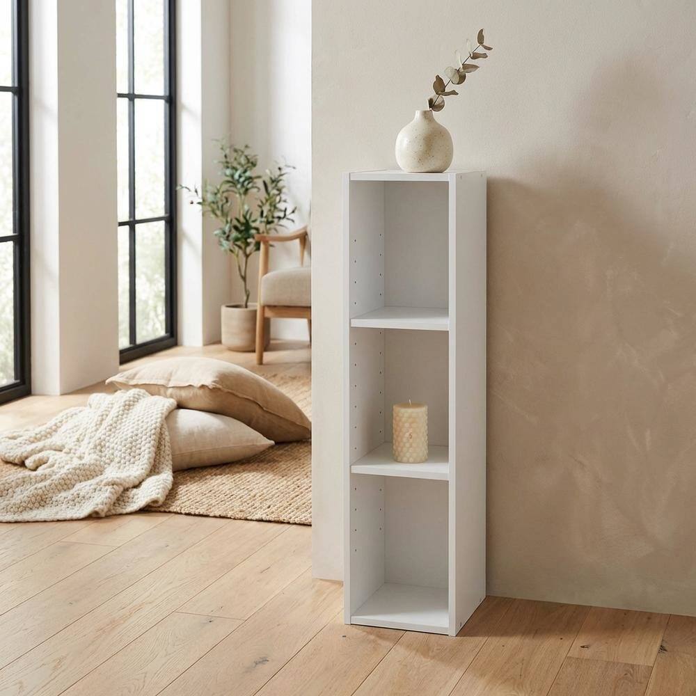 Alt View 2. FurniFact - Wooden white bookcase with compact design for versatile storage - White.