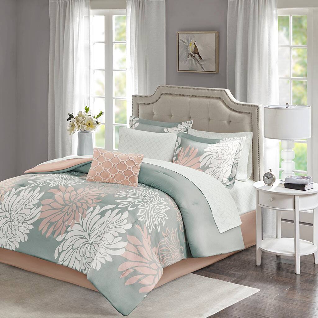 Alt View 3. Gracie Mills - Gracie Mills Willie 9-Piece Floral Comforter Set with Cotton Sheets - Blush/Grey.