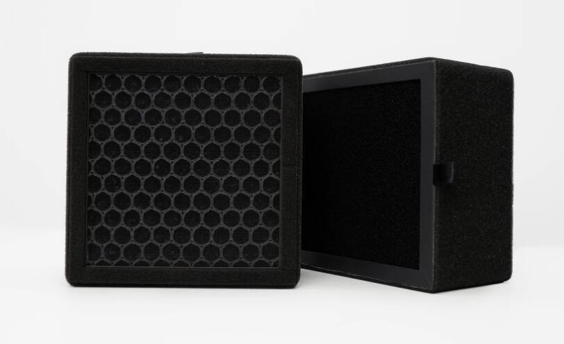 Left. Higher Innovation Inc - HotBox Filter - Black.