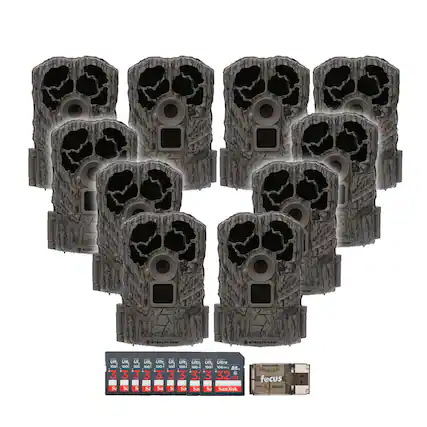 Sure, here is the corrected and grouped text from the image:
**Stealth Cam**
**Ultra 32GB 100MB/s**
**SanDisk**
**Focus**
**Ultra 32GB 100MB/s**
**SanDisk**