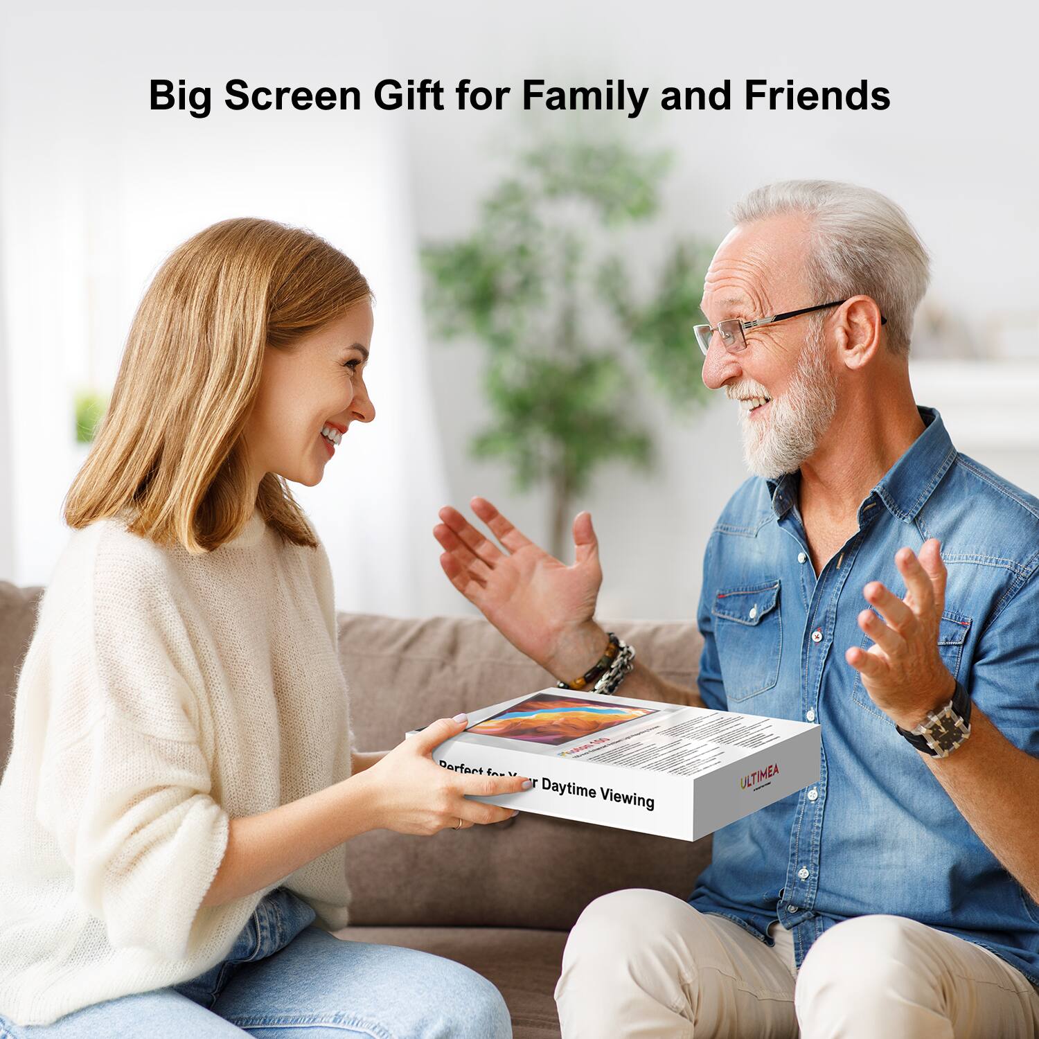 Big Screen Gift for Family and Friends

Daytime Viewing ULTIMEA