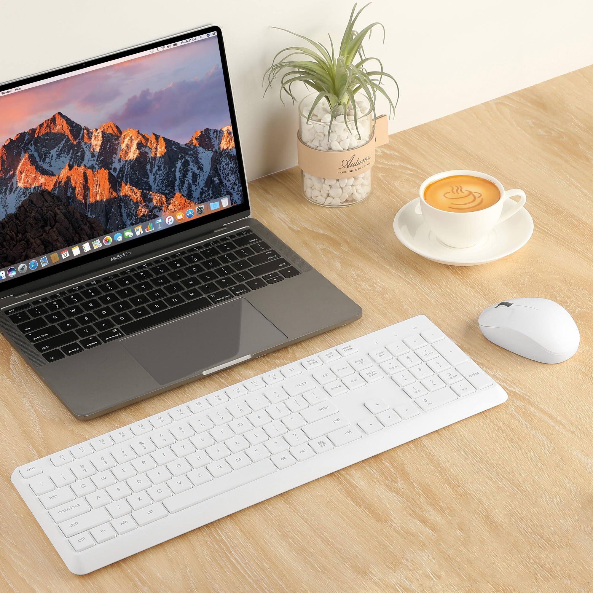 The text appears to be a jumbled mix of characters and numbers. Here is an attempt to group and correct it:

- Vnluer
- MeltRo
- S M4
- W a
- A
- 122 12 22 4 T T 1
- K F a w D D 5 C 1 A A - E TAA v 2 win fy
- 4 - a 1 : d & - de o I - A
- . a - - M - T 12 2
- Y a E 1 F M O N & V
- - 1 . - . . - . . - 1 . B . ~ 1 H . . - - 5 tn - T - : sara - . - I a .. saera vn f . B f - & - T -

This doesn't form coherent words or sentences, so it might be a mix of random characters or possibly a code. If it's meant to be readable, more context or clarification would be needed.