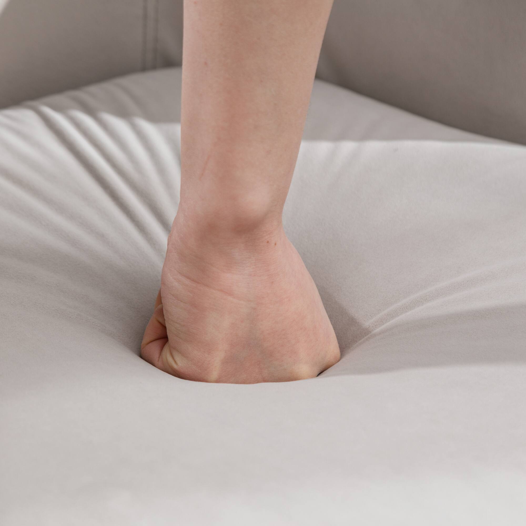 Back. GOODSILO - Contemporary Velvet Swivel Accent Armchair with Ergonomic Design and 360-Degree Rotation - Gray.