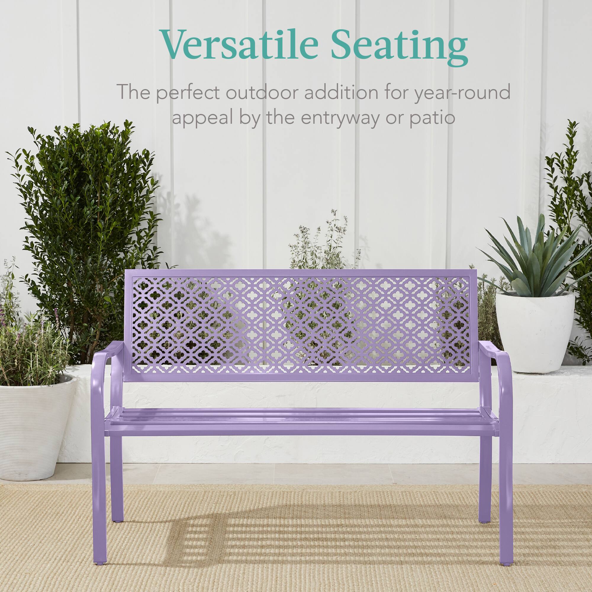 Versatile Seating  
The perfect outdoor addition for year-round appeal by the entryway or patio