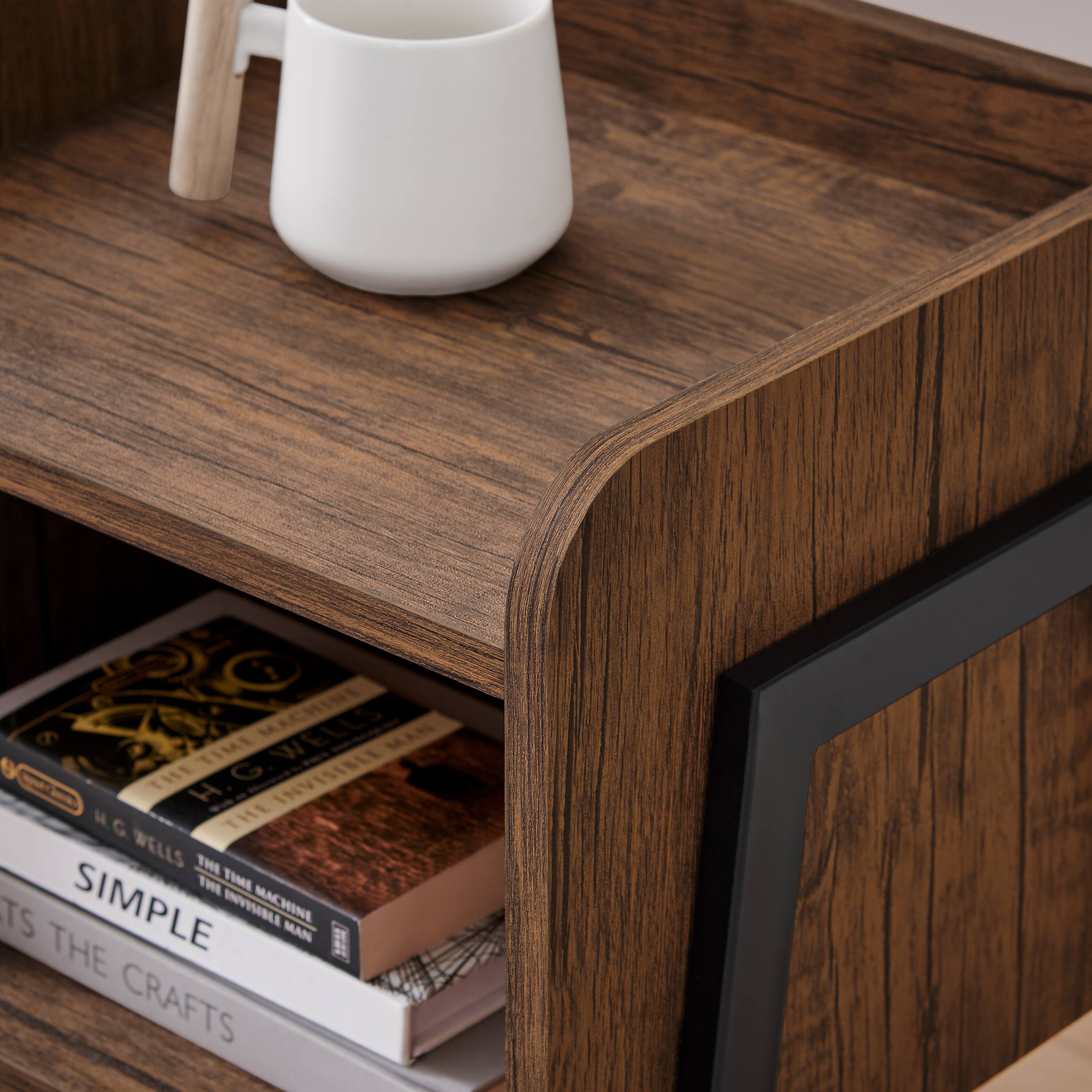 H.G. Wells  
The Time Machine  
The Invisible Man  
Simple  
The Crafts