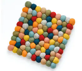 Cilio - Fair Trade Virgin Sheep Wool Trivet, Handcrafted in Nepal, 8-Inch Square - Multicolor