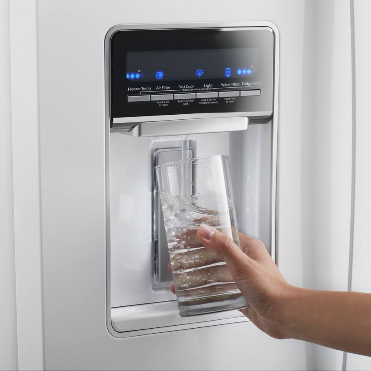 Freezer Temp  
Air Filter  
Fast Cool  
Light  
Water Filter  
Fridge Temp  

Hold 3 sec to next  
Hold 3 sec for cooling light  
Hold 3 sec for water filter  
Hold 3 sec for fridge temp