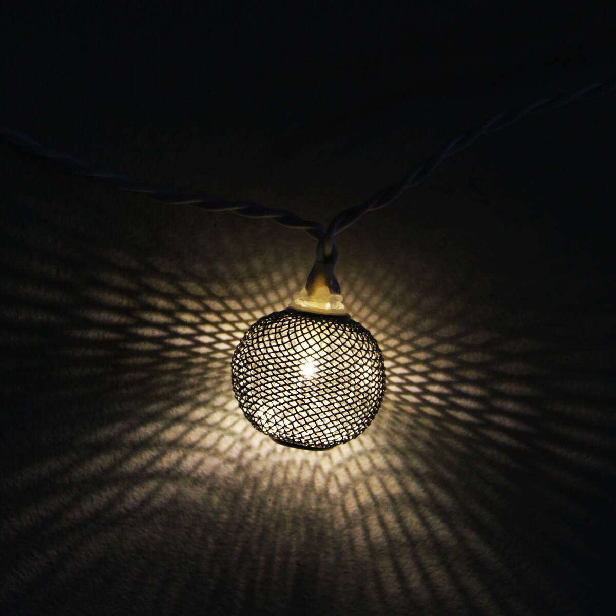 Alt View 1. Sienna - Mini Chain Link Style Christmas Light Set - Silver - 7.5' White Wire - Clear Lights - 10ct - Silver.