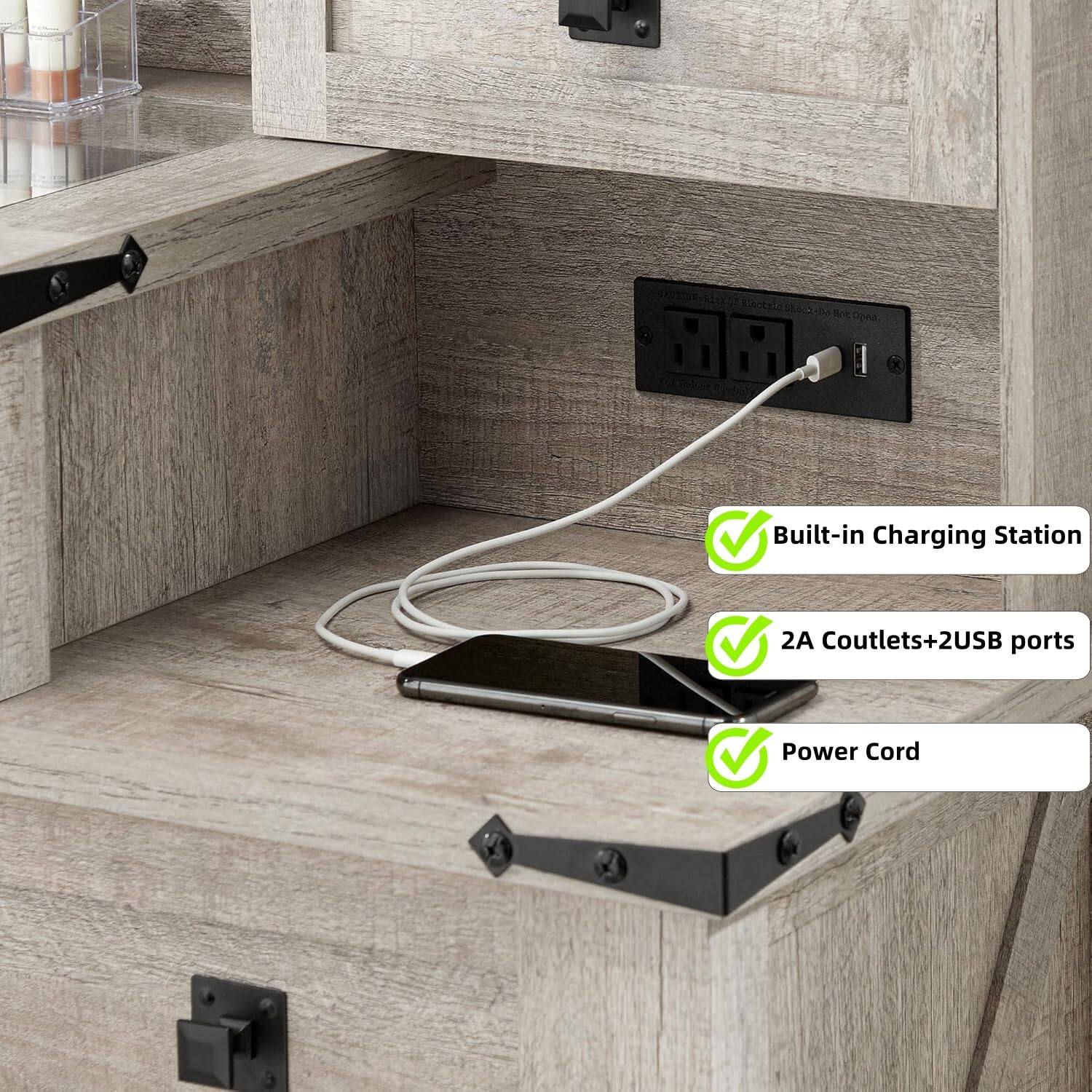 UEIE Kiookzld ahod b N oea.  
Tercals Built-in Charging Station  
2A Outlets+2USB ports  
Power Cord
