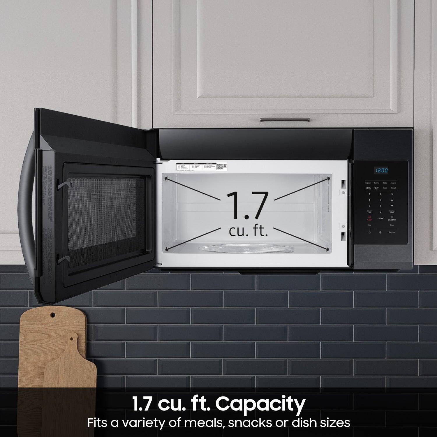 1.7 cu. ft. Capacity  
Fits a variety of meals, snacks or dish sizes