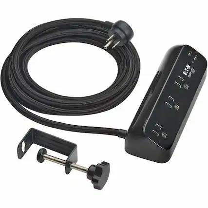 E.TN TRIPP
TRIPLE
USB
PORTS