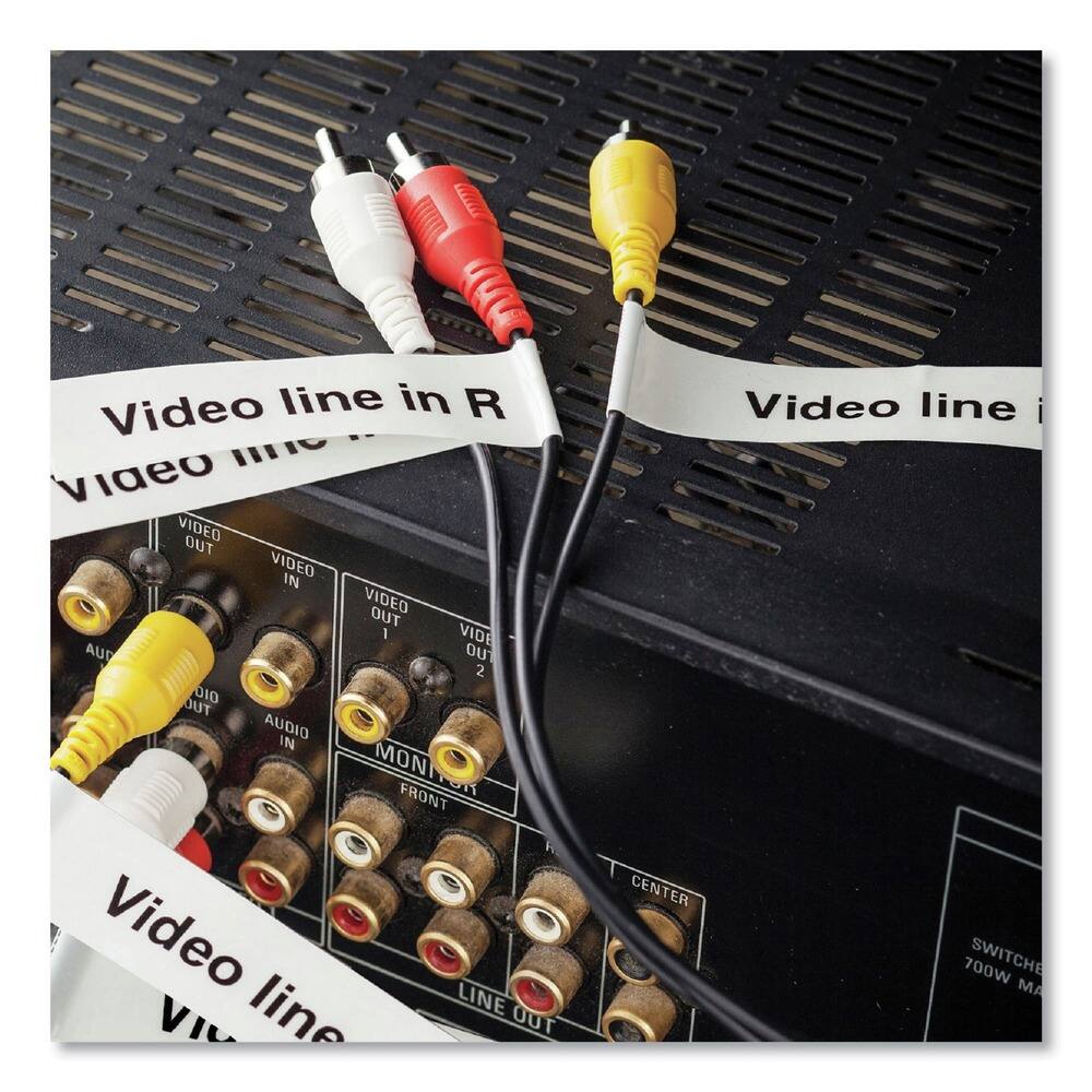 Video line in R  
Video line in L  
Video line in C  

VIDEO OUT 1  
VIDEO OUT 2  
VIDEO IN  
AUDIO IN  
MONITOR FRONT  
CENTER  
LINE OUT  
SWITCH  
700W MA