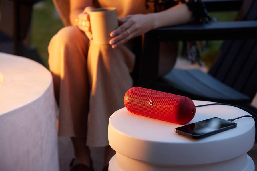 Beats Pill Portable Wireless Bluetooth Speaker and Portable Beats Pill Portable Wireless Bluetooth Speaker and Portable