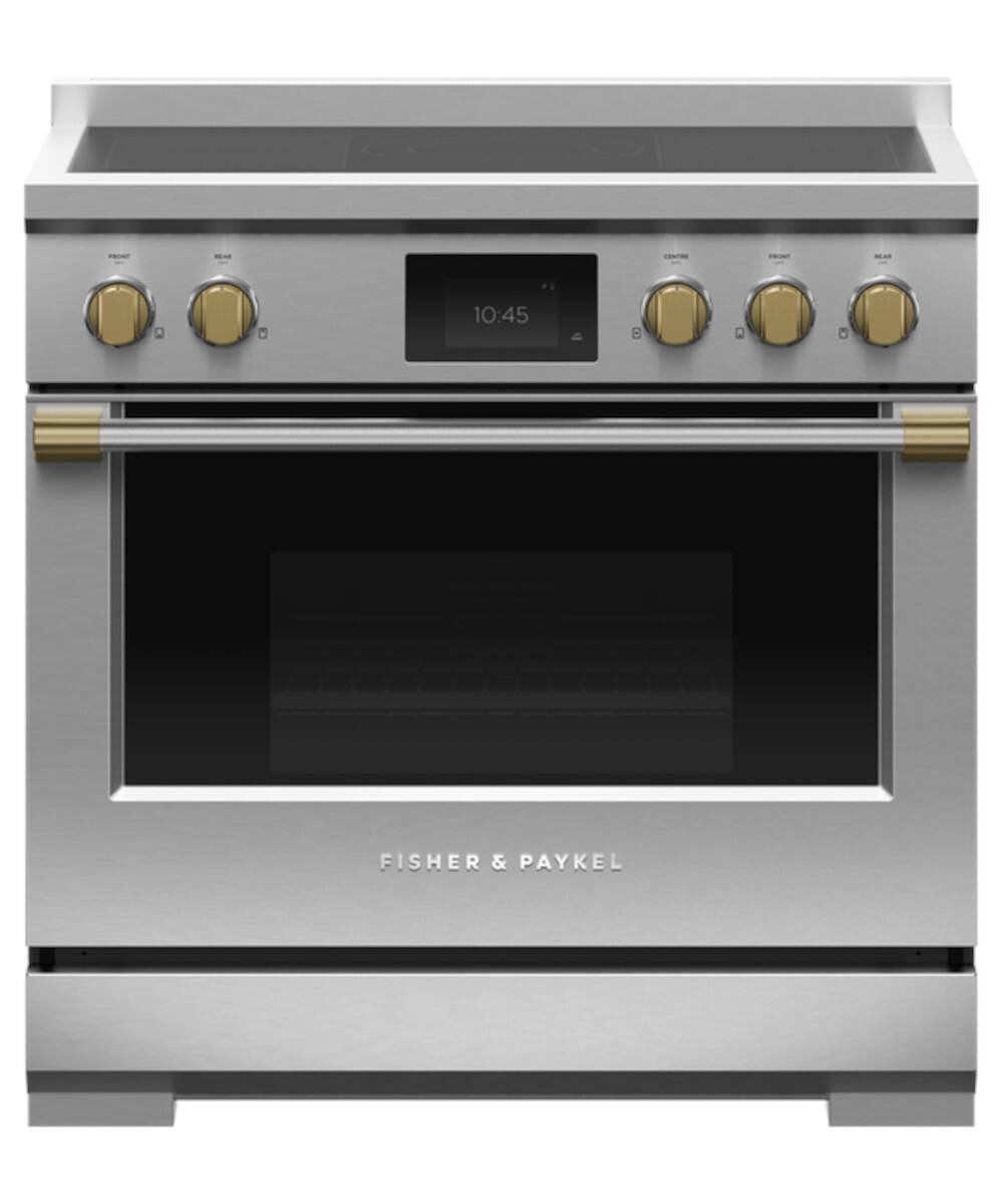 The text on the image reads "0 a 10:45 Fisher & Paykel". This suggests that the oven is set to zero degrees Celsius and will reach 10:45 degrees in 10 minutes.