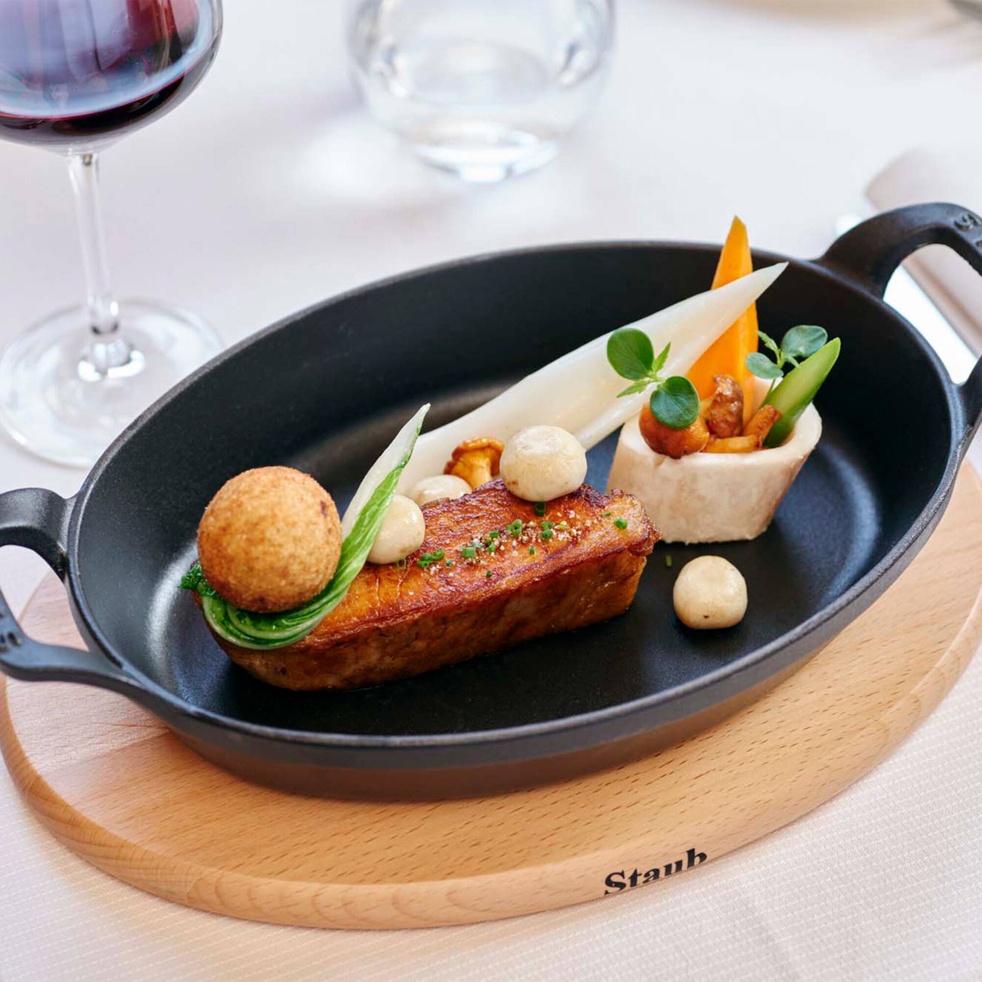 Alt View 1. Staub - Staub Cast Iron 9.5-inch x 6.75-inch Oval Baking Dish - Matte Black - Matte Black.