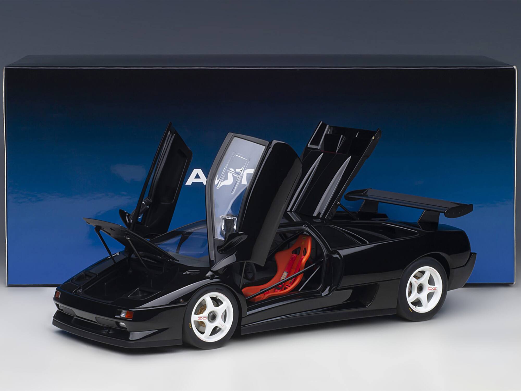 Alt View 5. Autoart - Lamborghini Diablo SV-R Deep Black 1/18 Model Car by Autoart.