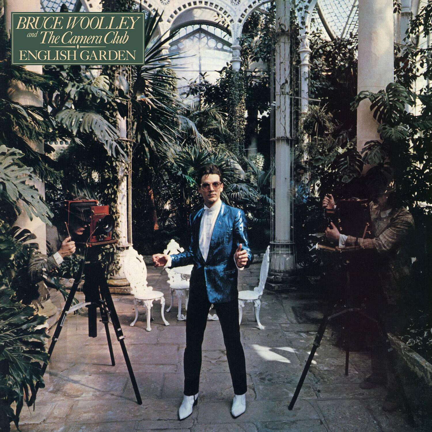 BRUCE WOOLLEY and The Camera Club  
ENGLISH GARDEN