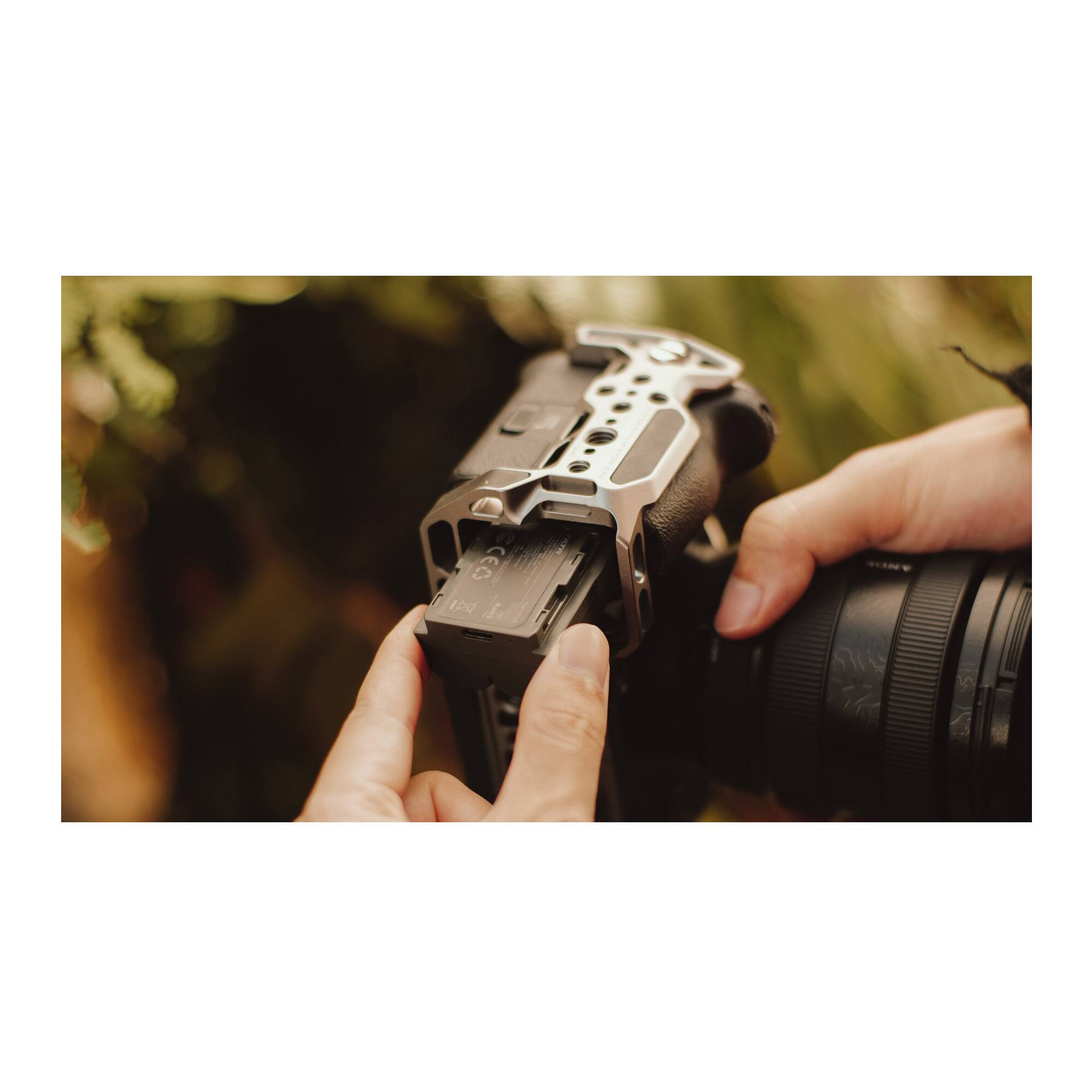 Back. Tilta - Tilta NP-FZ100 Battery with USB-C Input (2400mAh) - Green.