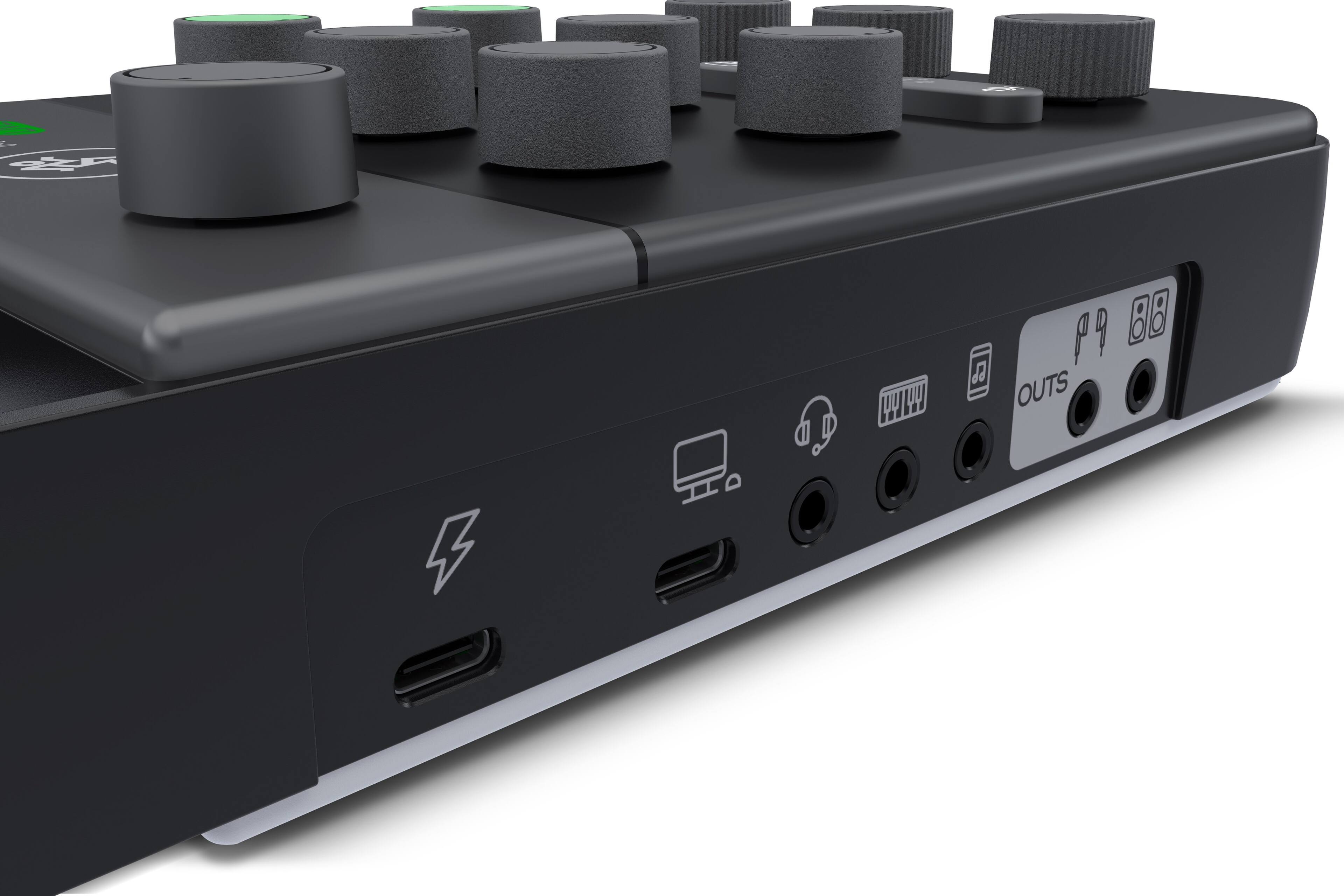 Left. Mackie - M-Caster Live - Black.