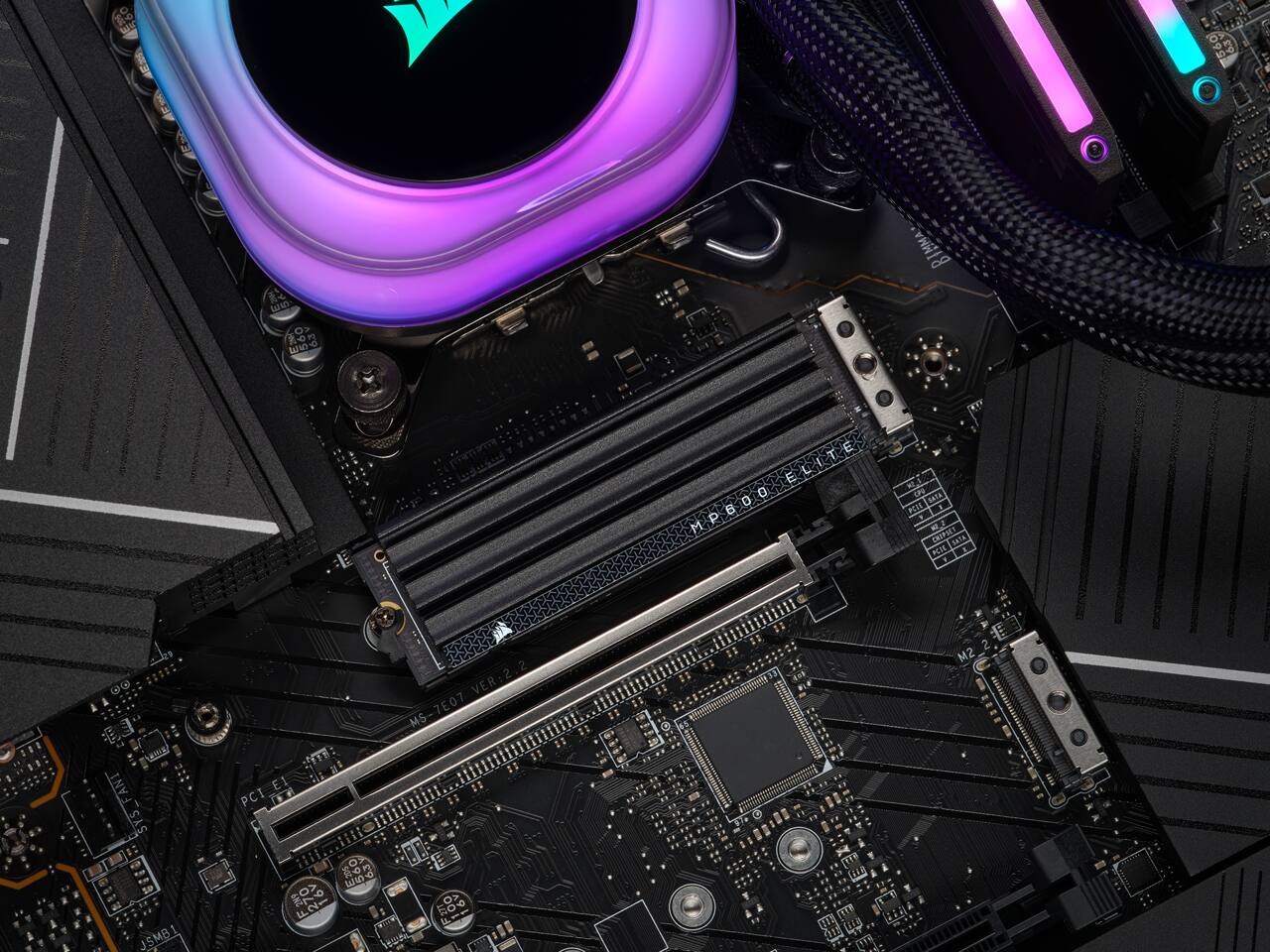 SHSC 8 WR W 0 D 6 P E KT IN DATA PtEItans PETE 1 LE CHIPIET ATHE RTE 1 1 0W ANI 5 S Su JSMB PCI VER:2.2 VER M5-7E07 MS 11 :1 0 8 50 nme U M2

Corrected text:
SHSC 8 WR W 0 D 6 P E KT IN DATA PtEItans PETE 1 LE CHIPIET ATHE RTE 1 1 0W ANI 5 S Su JSMB PCI VER:2.2 VER M5-7E07 MS 11:10 850 nme U M2