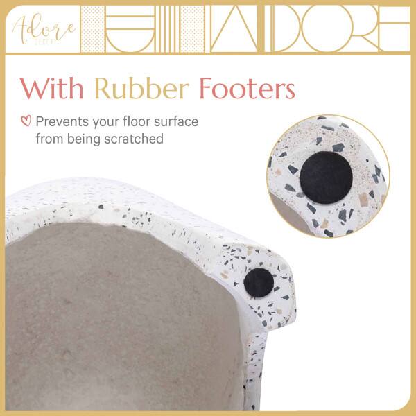 Adore DECOB With Rubber Footers Prevents your floor surface from being scratched