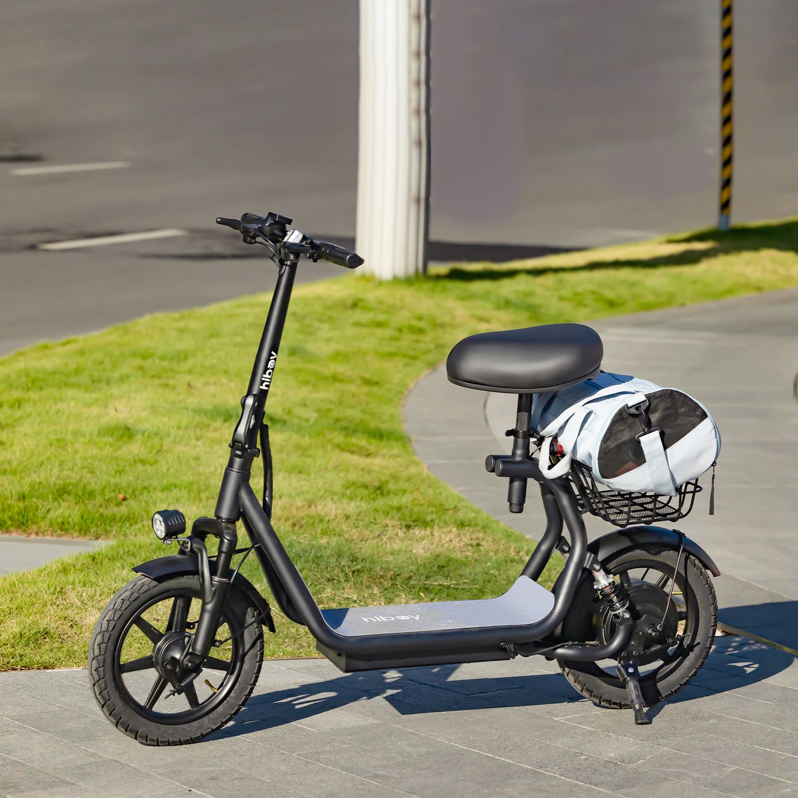 The text on the image is "hibay hilay."