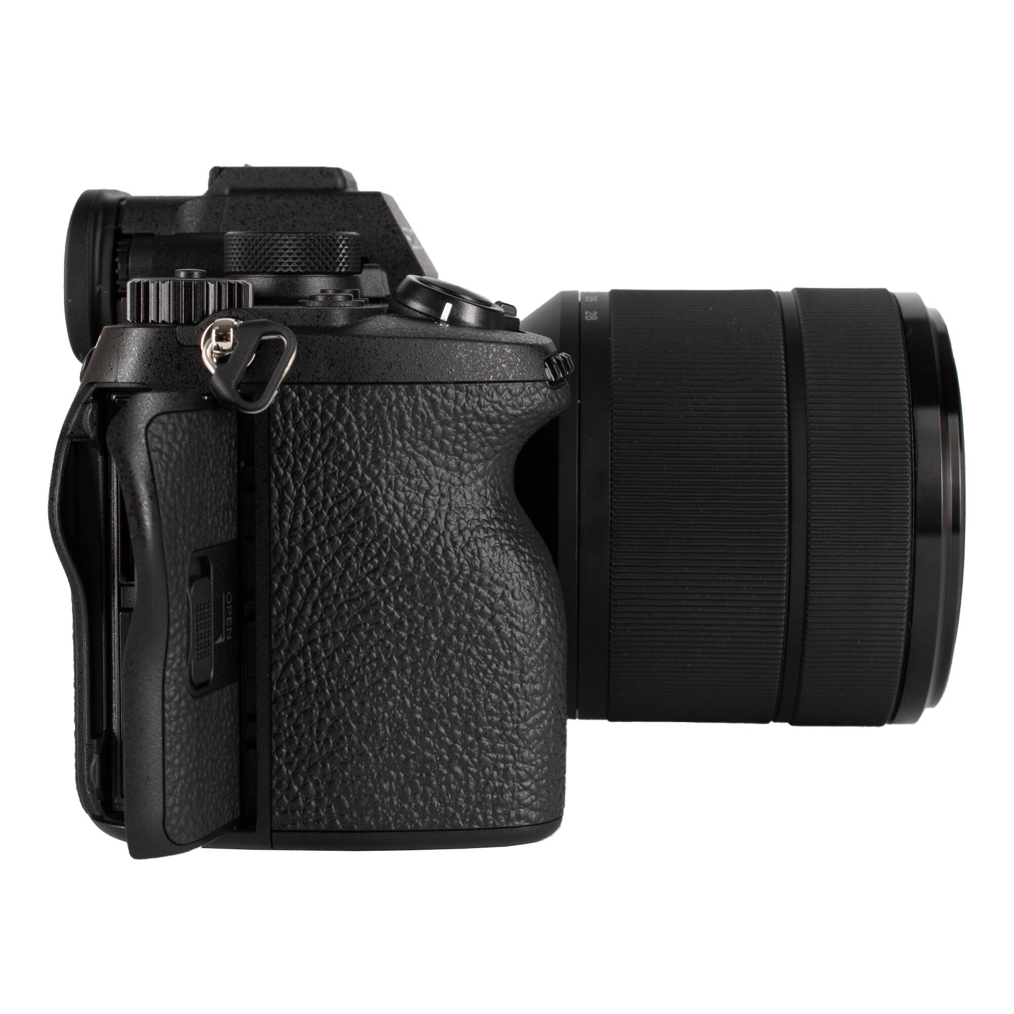 Sony a7 IV Mirrorless Camera with 28 70mm II Lens Bundle + 64GB