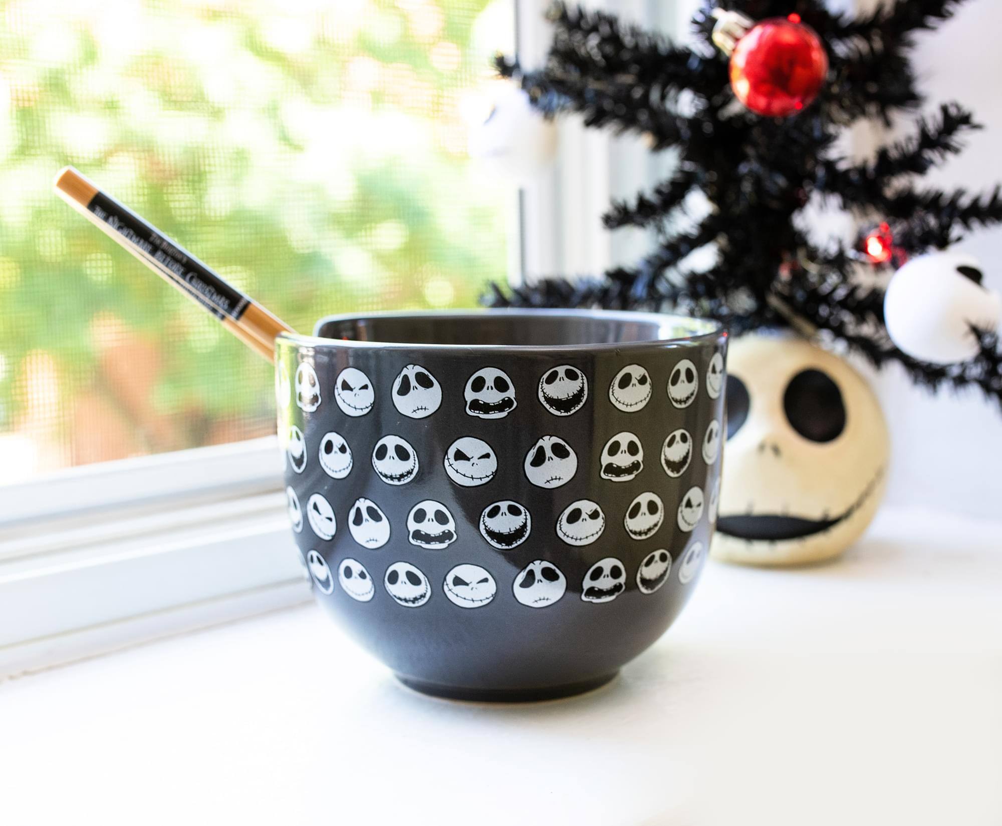 Alt View 4. Disney - Disney The Nightmare Before Christmas Jack 20-Ounce Ramen Bowl with Chopsticks - Black.