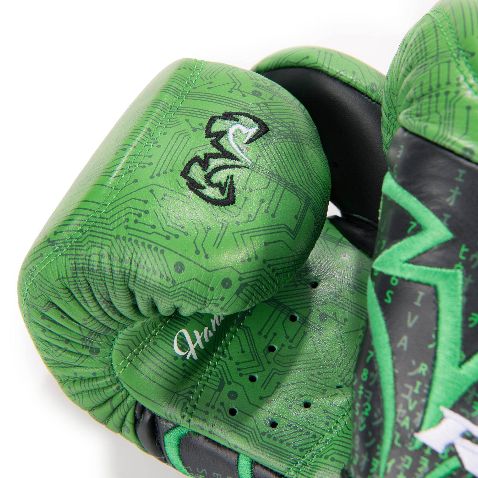 E Gan TMm m.  
I 7 6 2 2 IVA V A 7 8 R I 2 3 3 V LA L P