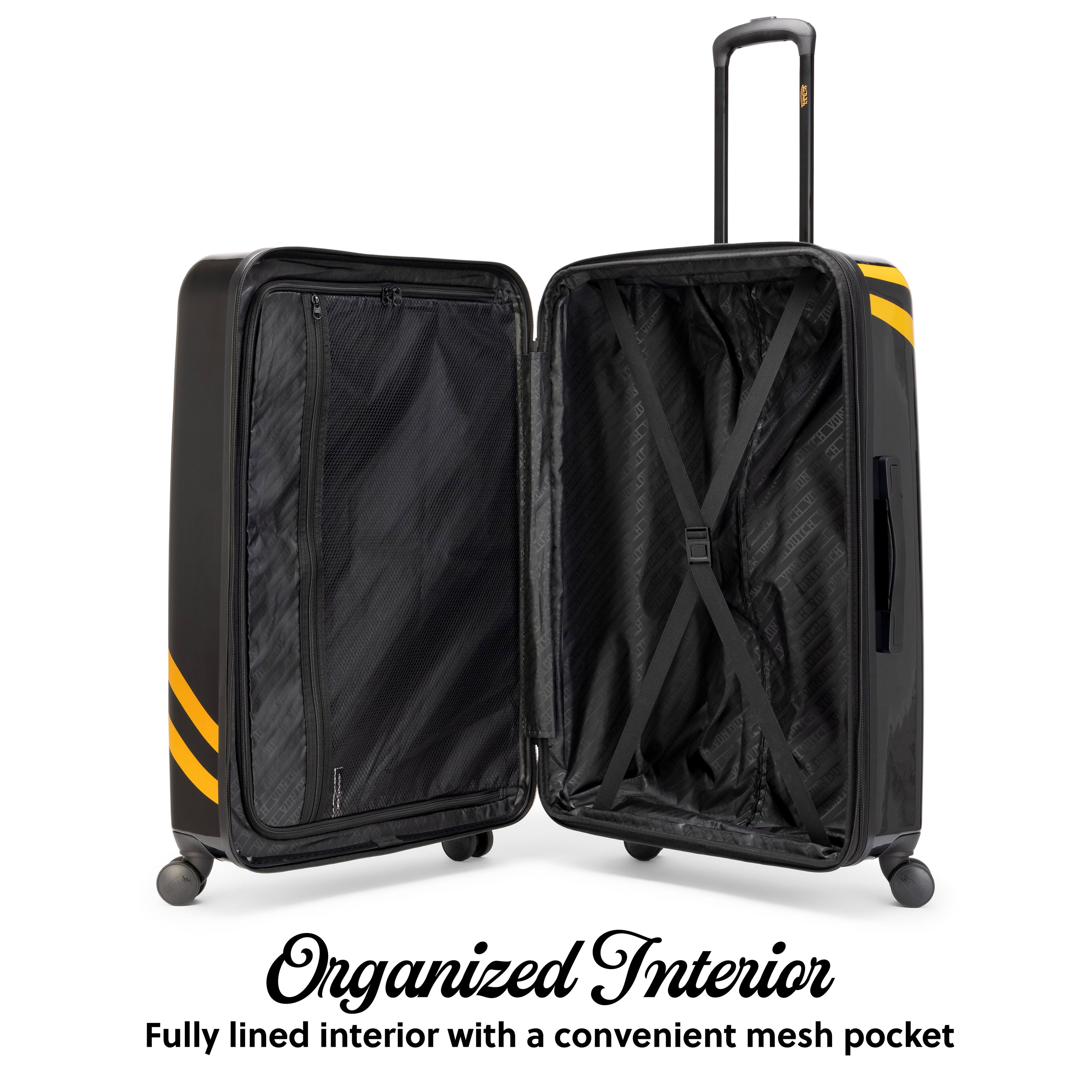 Organized Interior  
Fully lined interior with a convenient mesh pocket