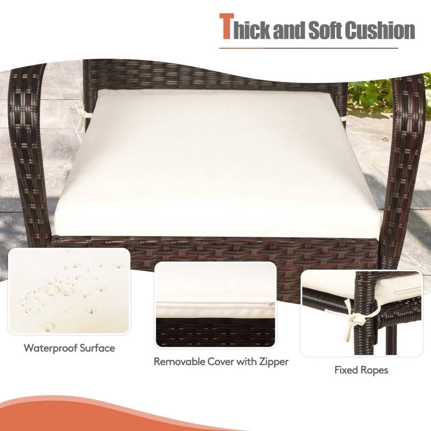 Thick and Soft Cushion  
Waterproof Surface  
Removable Cover with Zipper  
Fixed Ropes