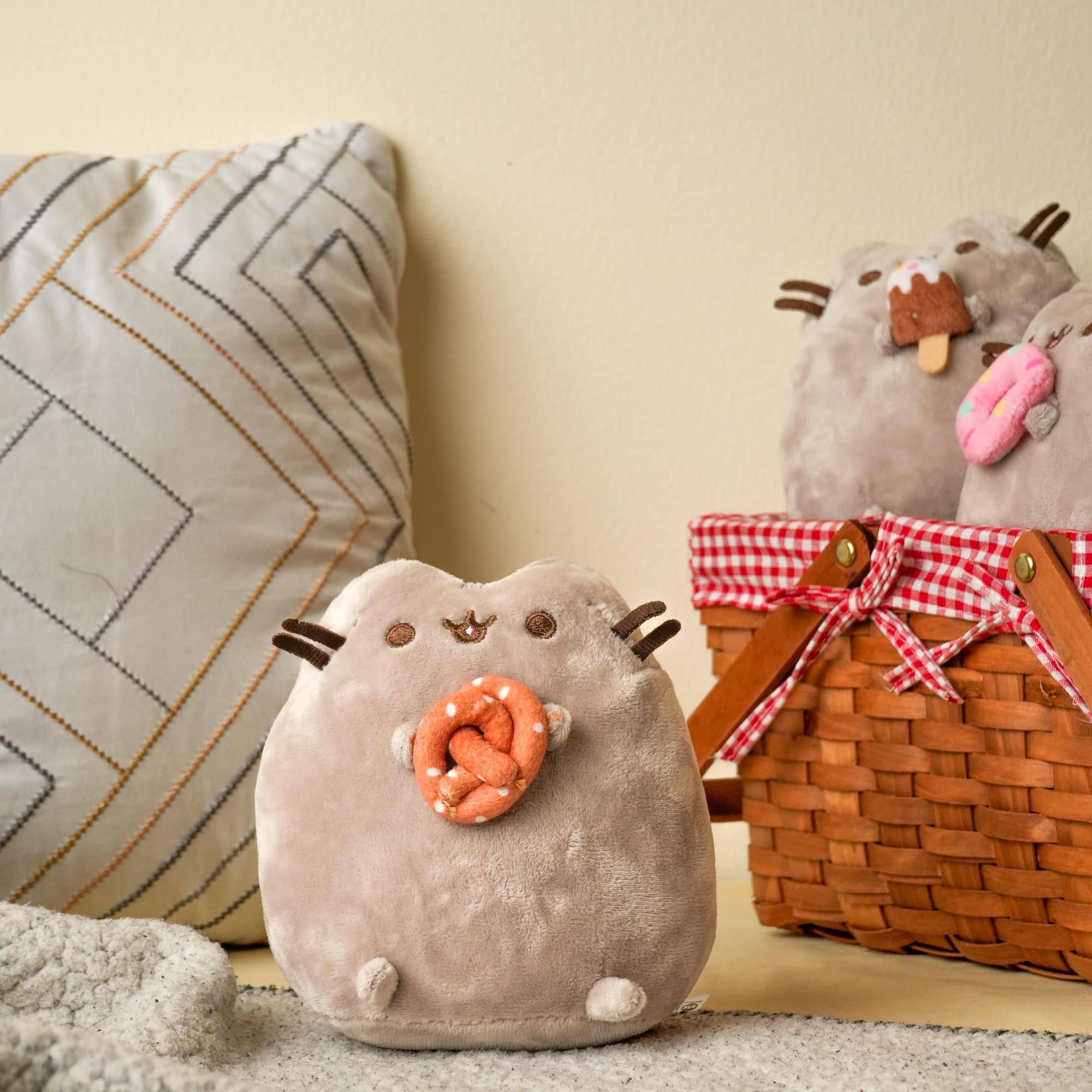 Alt View 10. Fiesta - Pusheen 6.5 Inch Plush | Pusheen with Pretzel - Brown.