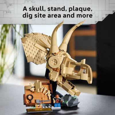 LEGO Jurassic World Dinosaur Fossils Triceratops Skull