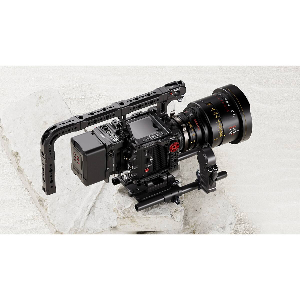 98 I - m - TyR BhIU30 A d IH LENS CO 1 s
