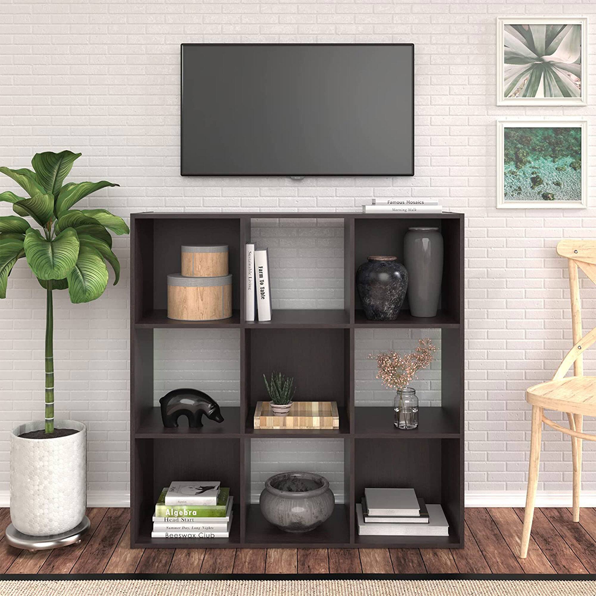 Sure, here is the corrected and grouped text from the image:

- Famous Posaics Sekine
- Sen Living Facm
- SaRs Algebra
- carl SLAEE CMee
- Lo ha a a050 Clup

- Famous Posaics
- Algae
- Head Start
- Summer Fun, Easy Light
- Beeswax Club