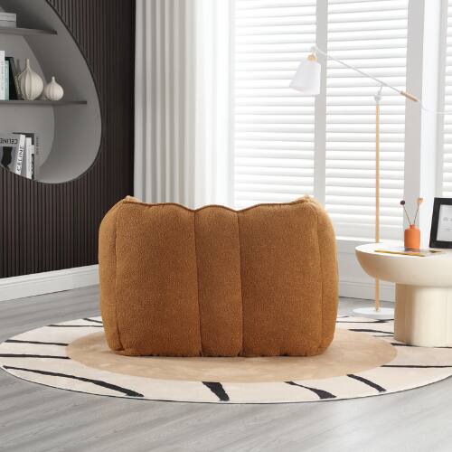 The text in the image reads: "CELINE CLUINE"