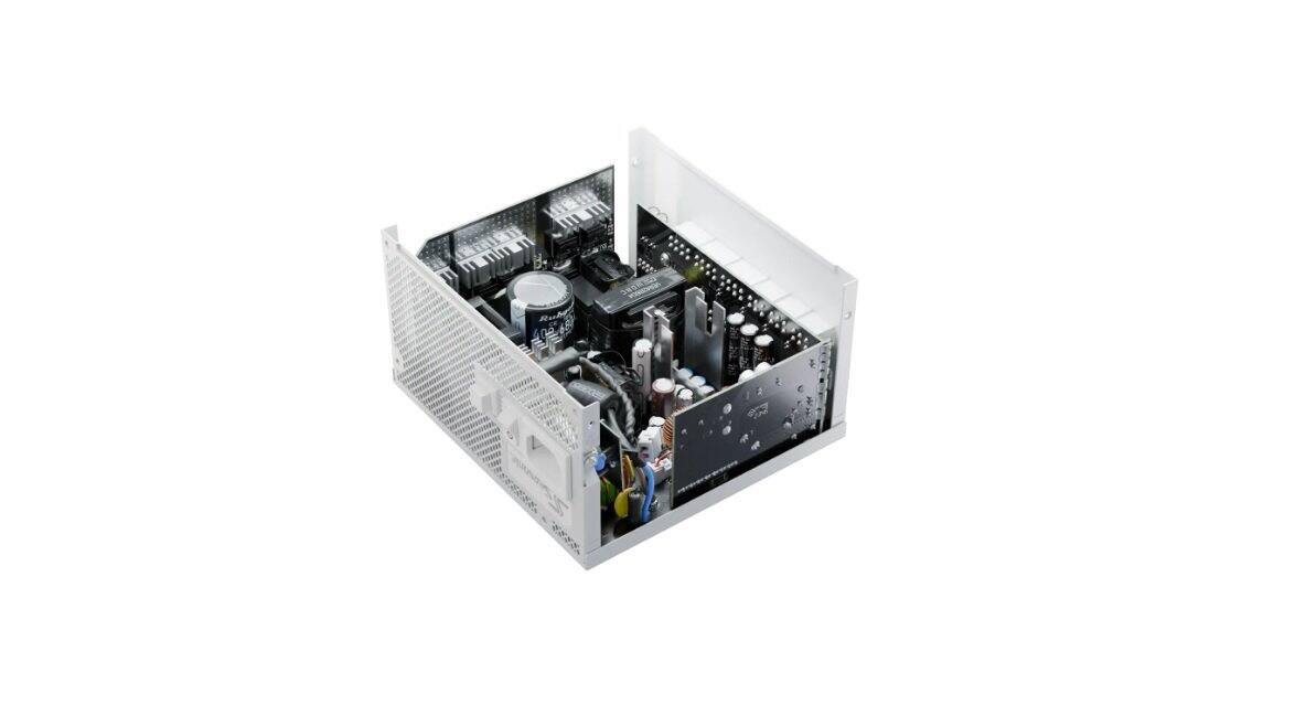 Alt View 4. Seasonic - FOCUS GX-1000 White ATX3, 1000W 80+ Gold Full-Modular, Fan Control in Fanless, Silent, and Cooling Mode, Power Supply - White.