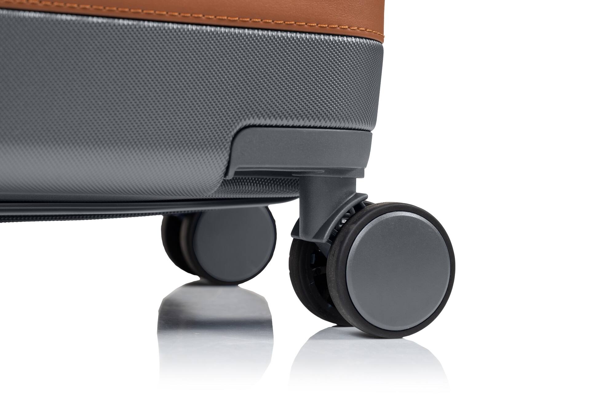 Alt View 2. Champs - Vintage III 3-Piece Hardside Luggage Set - Grey.