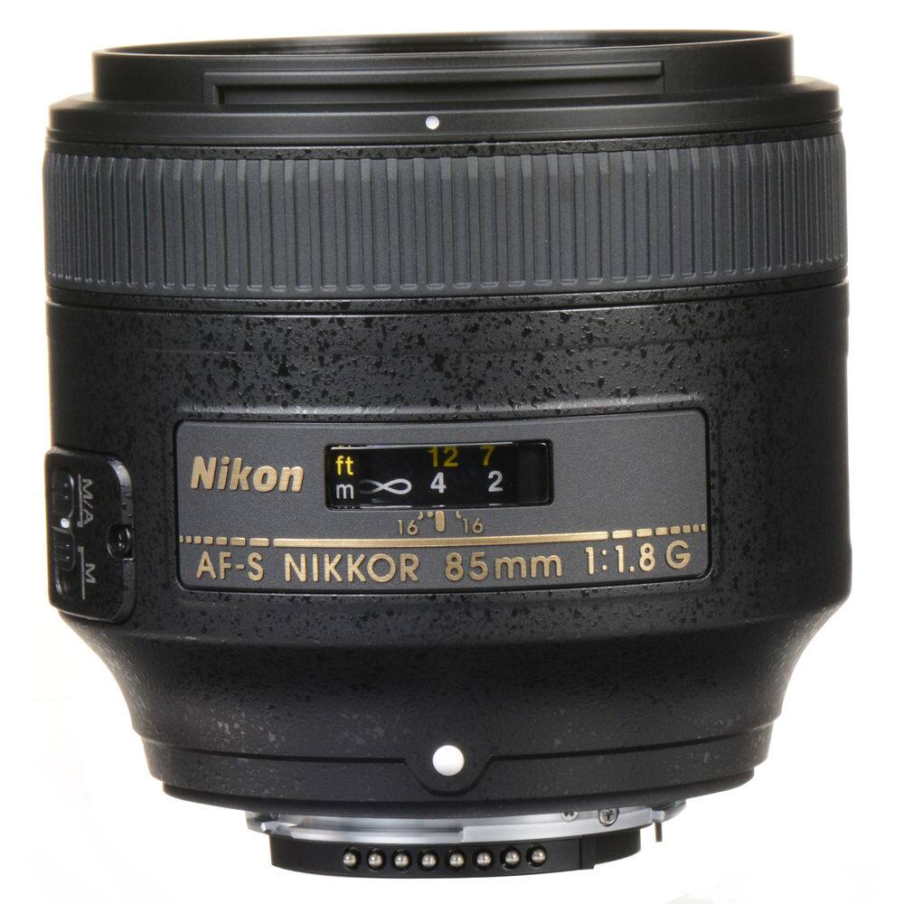 Nikon AF-S NIKKOR 85mm 1:1.8G

ft 12 7 4 2
m ∞ 4 2 1.6' 1.6