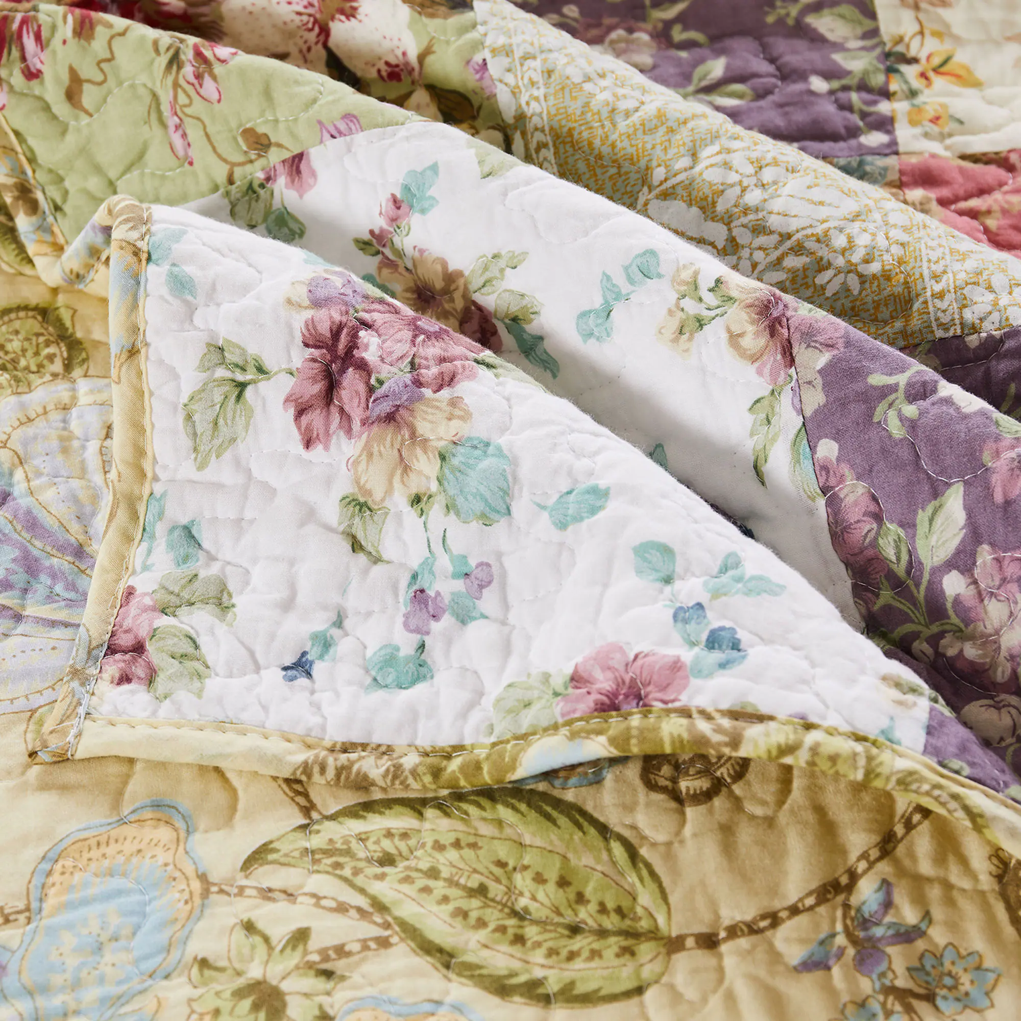 Alt View 4. Greenland Home Fashions - Greenland Home Fashion Blooming Prairie Quilt And Pillow Sham Set - 3 - Piece - Full/Queen 90x90", Multi - Multi.