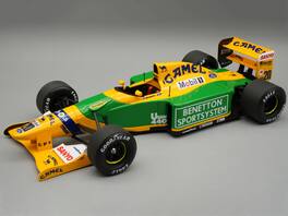 Benetton B192 #20 Perry McCarthy Test Car F1 "British GP" (1992) "Mythos Series" & Display Case 1/18 Model by Tecnomodel