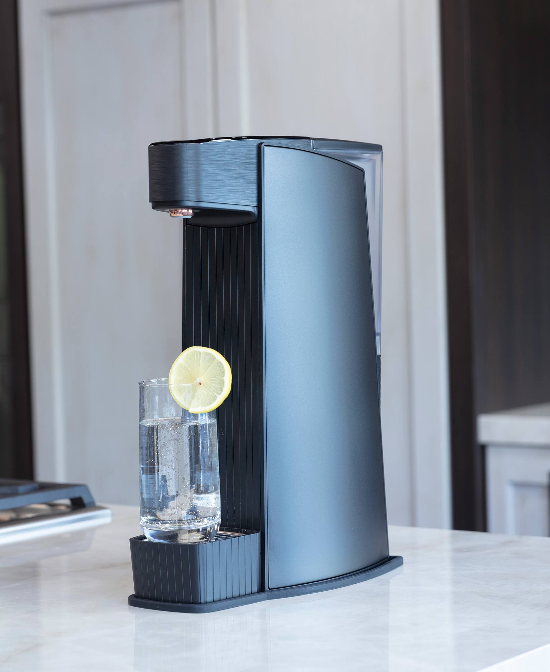 Back. Carbon8 - Carbon8 - One-Touch Sparkling Water Maker, Water Purifier and Mineralizer -16.7"- Black - Matte Black.