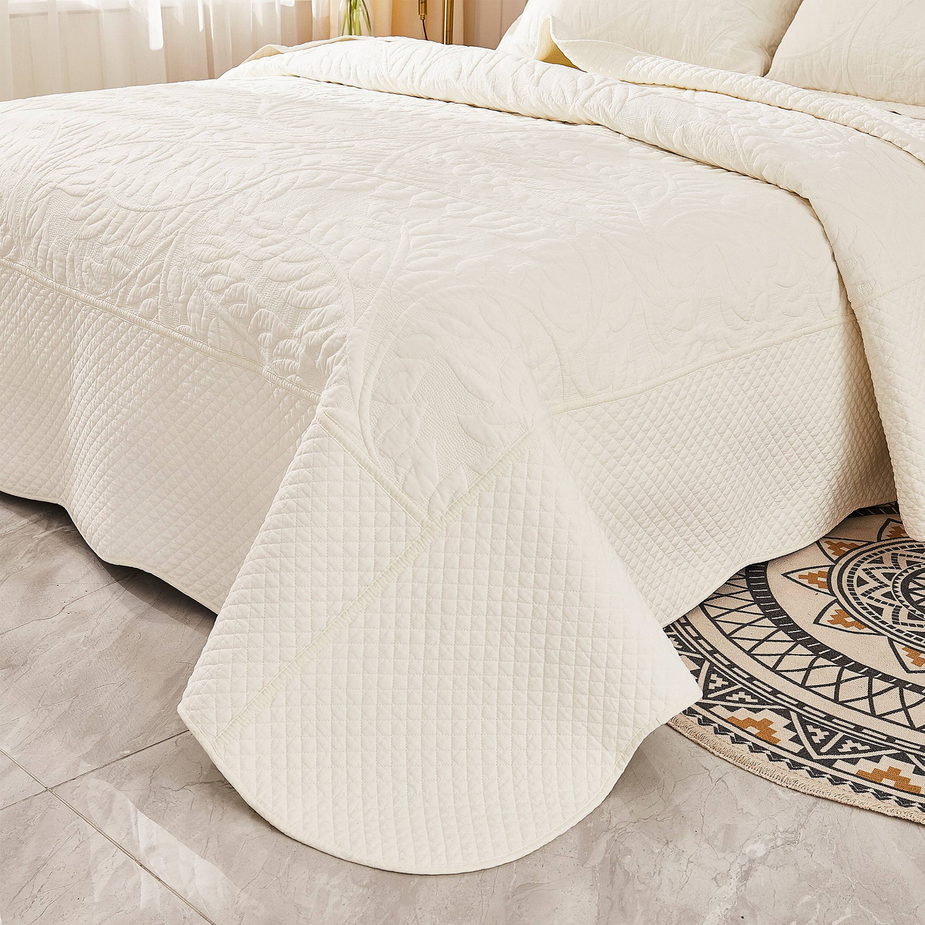 Back. MarCielo - Marcielo 2/3 Piece 100% Cotton Oversized Bedspread Lightweight Quilt Set - White.