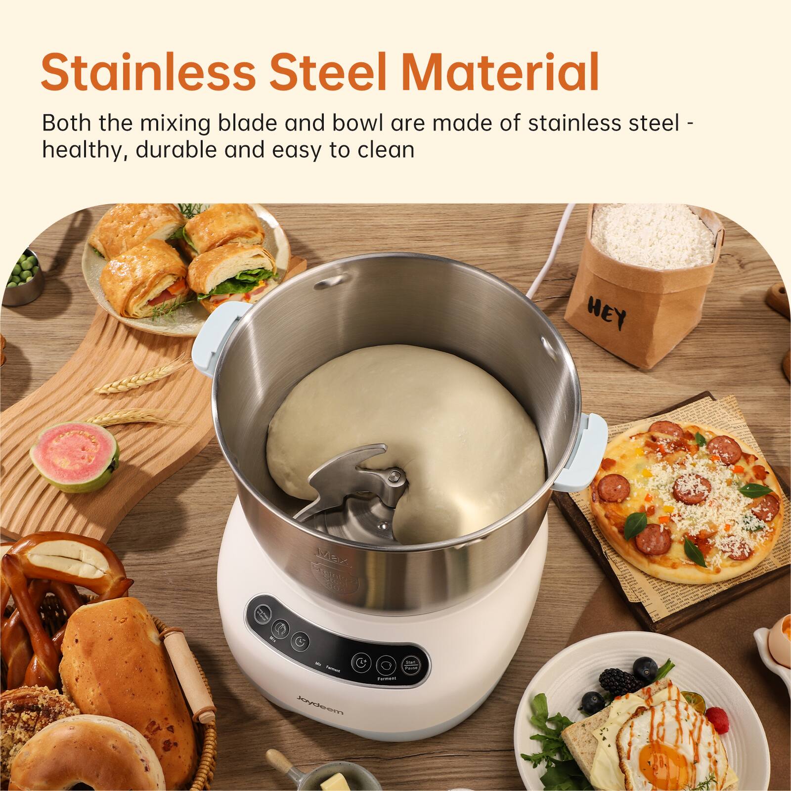 Stainless Steel Material  
Both the mixing blade and bowl are made of stainless steel - healthy, durable and easy to clean