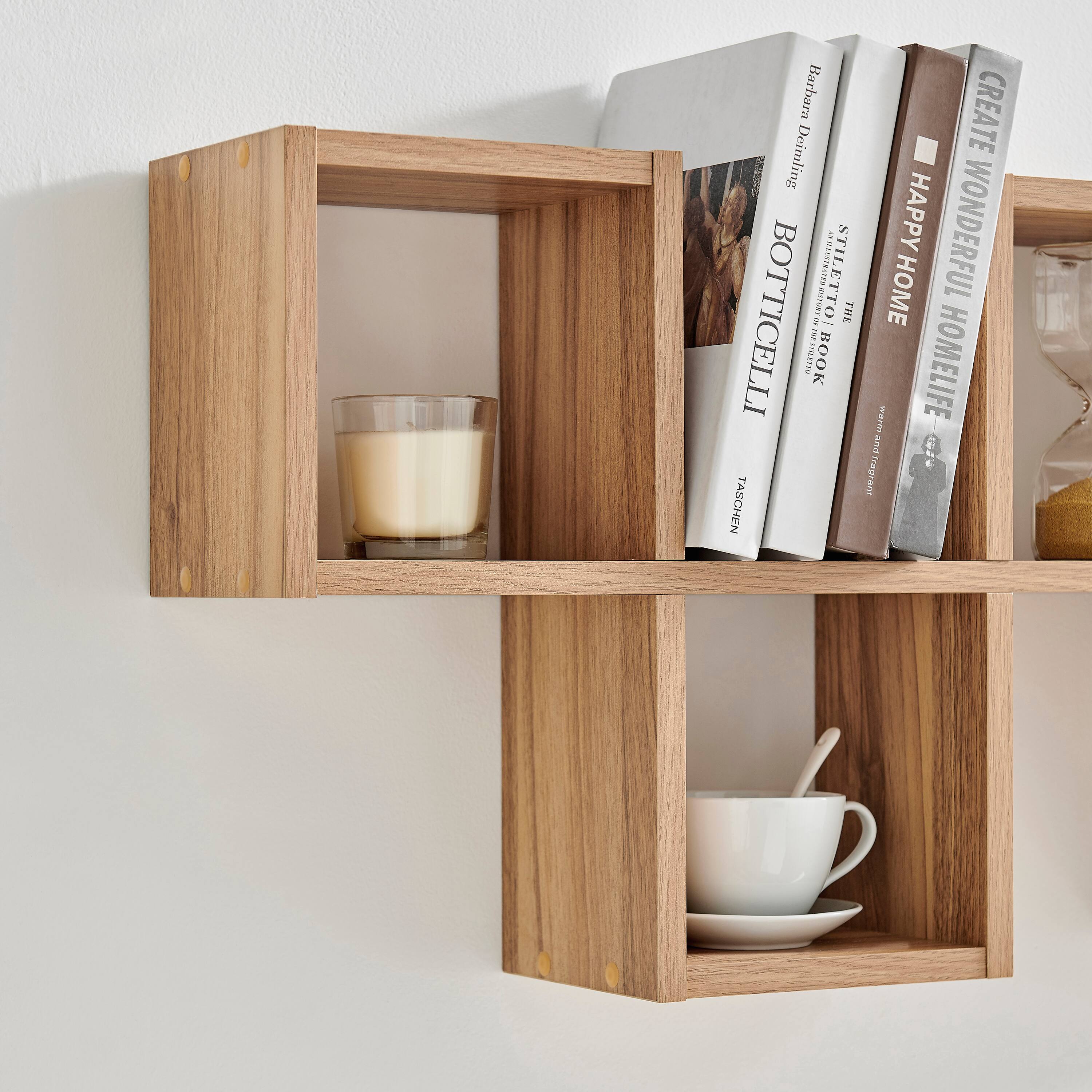 Barbara N. Deimling  
AMASPEIN  
STIL BOTTICELLI 2  
sams - STILETTO  
ET - THE  
SIBETIO BOOK  
TASCHEN  
CREATE HAPPY WONDERFUL HOME (HOMELIFE)