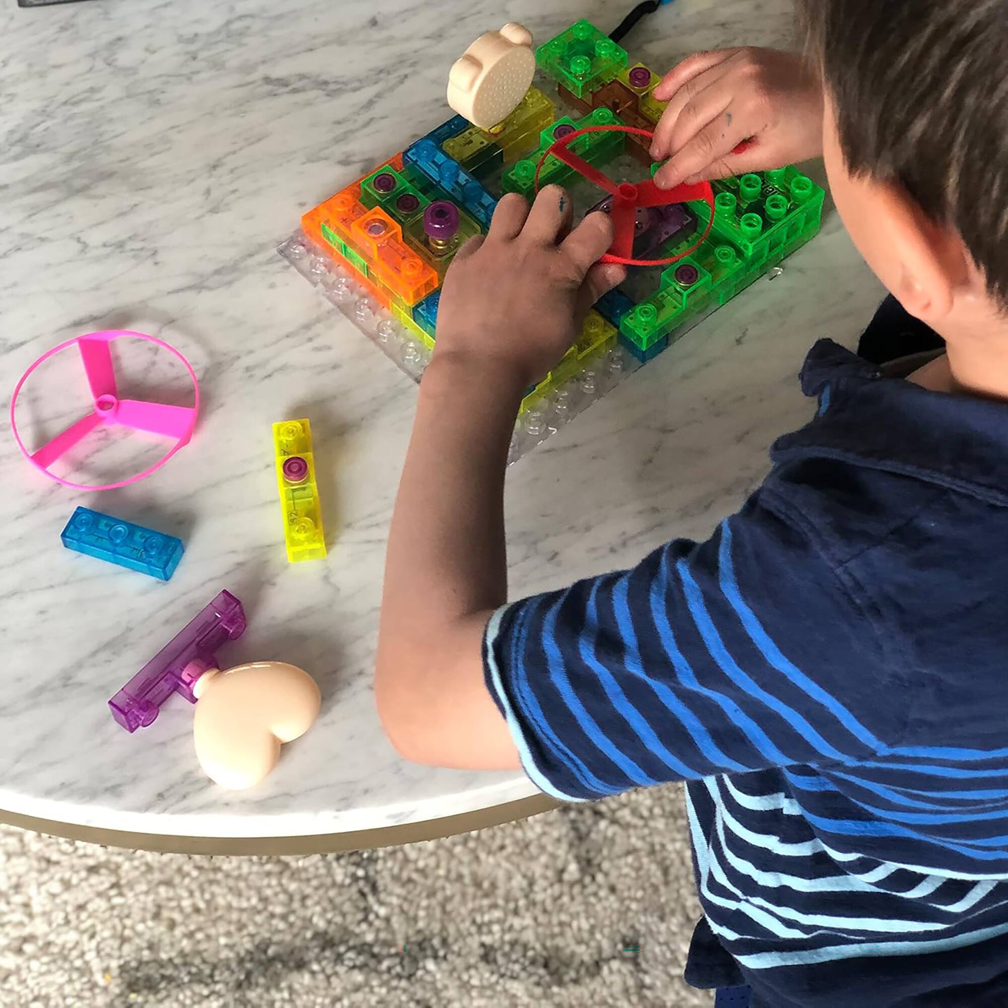 Alt View 11. E-Blox - Circuit Blox: BYO Glowing LED FM Radio - 395 Projects,Ages 8+.