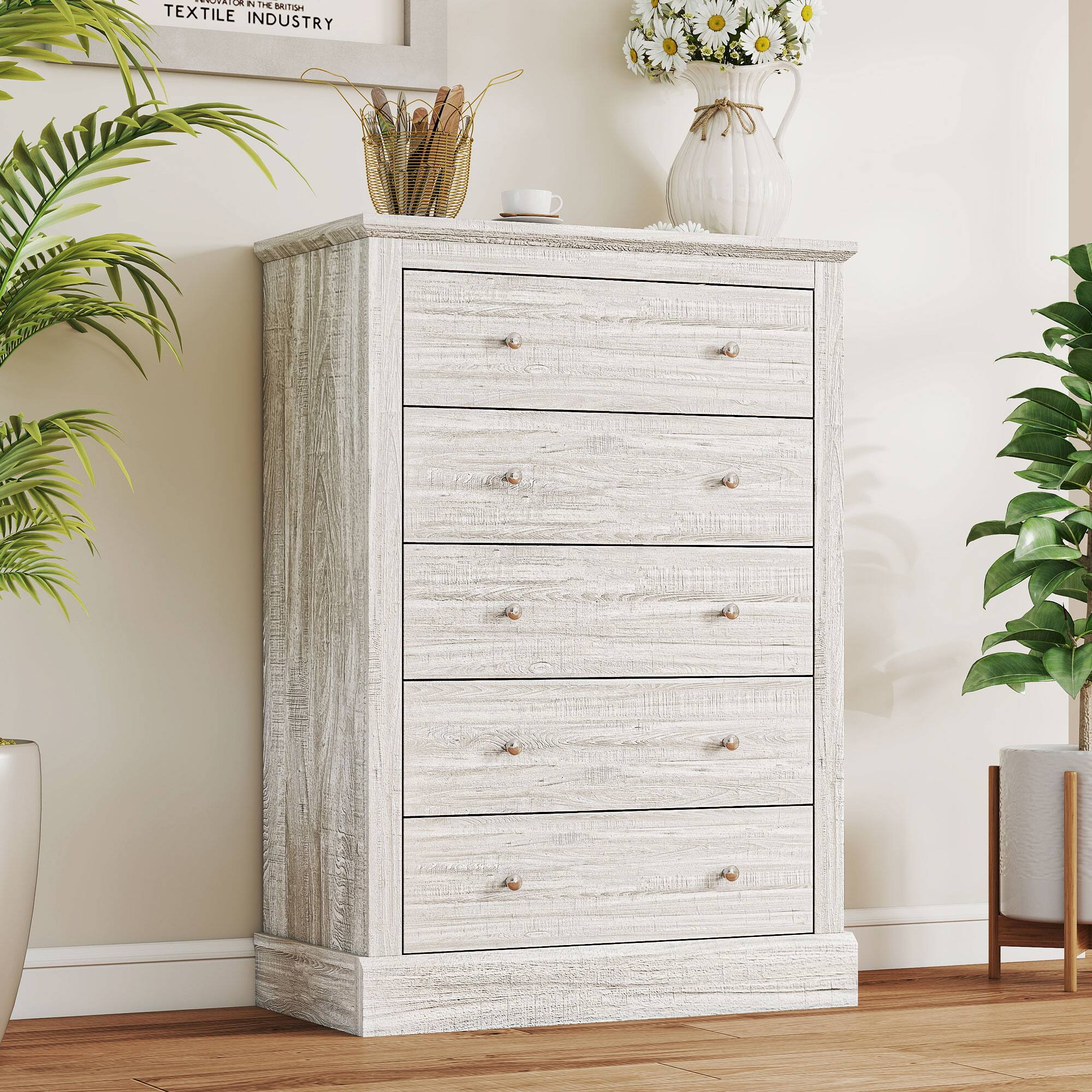 C i THE TEXTILE INDUSTRY