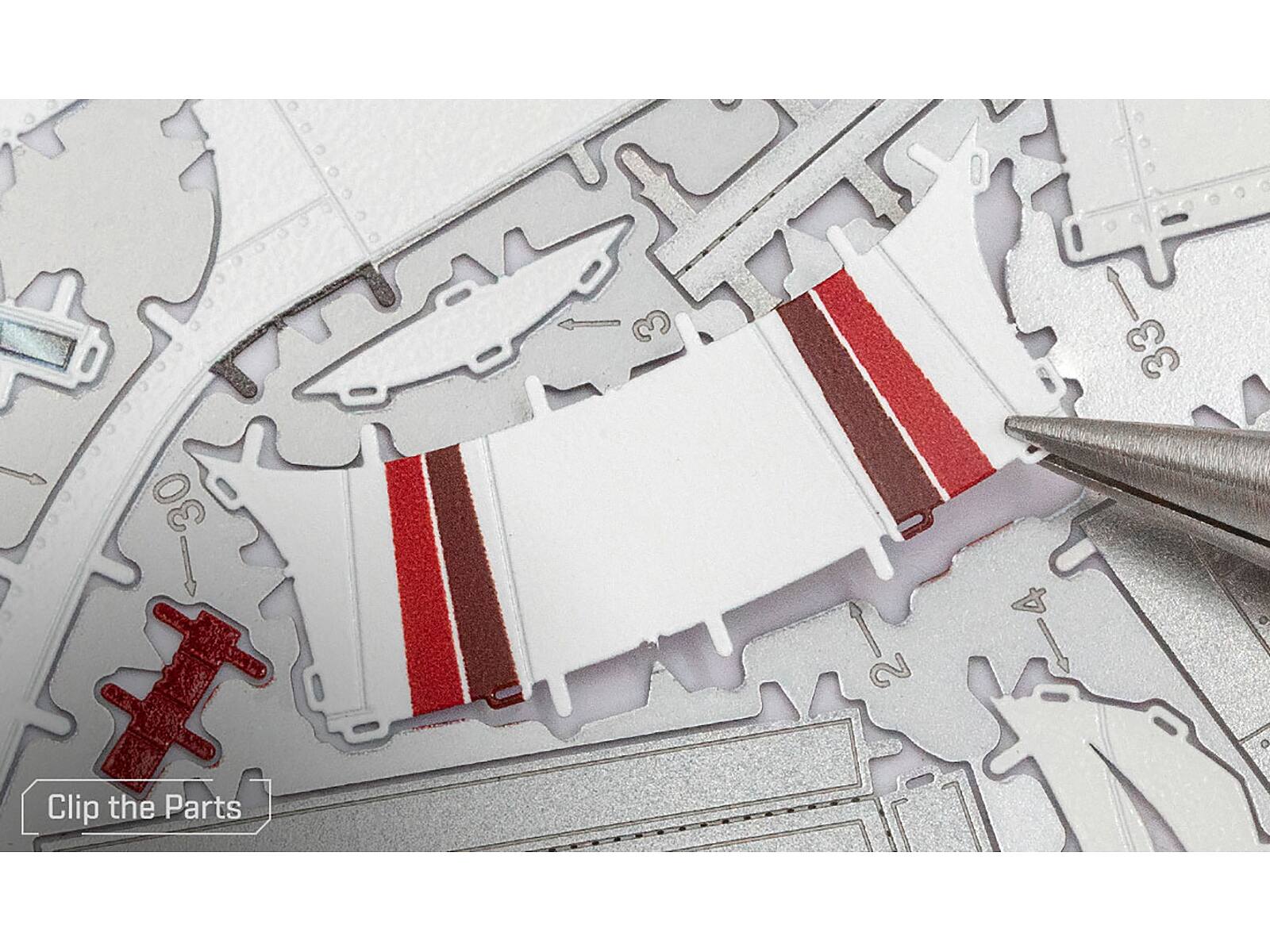 30
2-0
33-4
Clip the Parts