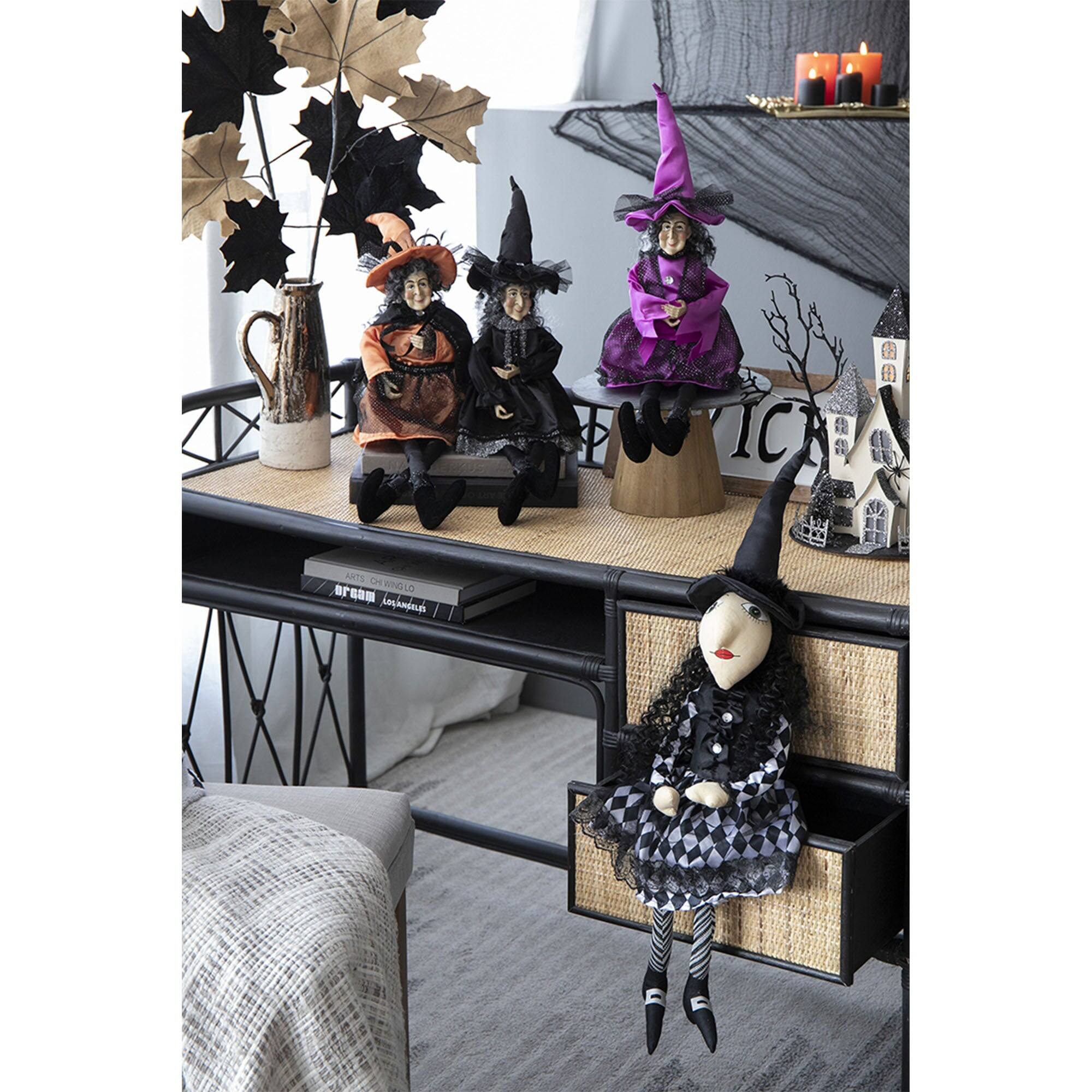 Sure, here is the corrected and grouped text from the image:

- ARTS DE VIVRE
- LOS ANGELES
- WITCH